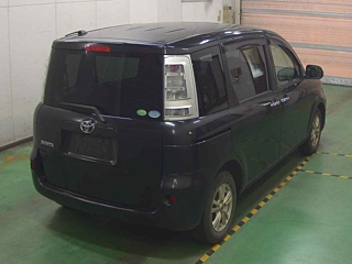 TOYOTA SIENTA 2012