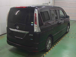 NISSAN SERENA 2011