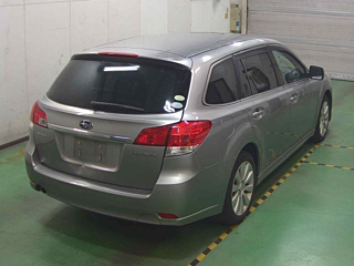 SUBARU LEGACY 2011