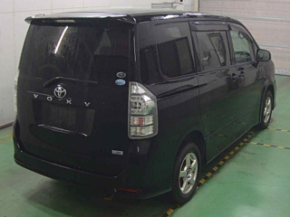 TOYOTA VOXY 2010