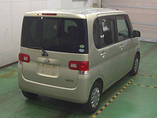 DAIHATSU TANTO 2008
