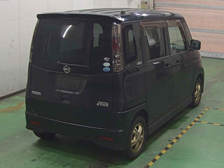 NISSAN ROOX 2010