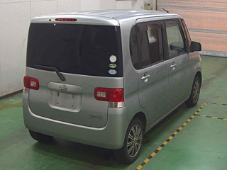 DAIHATSU TANTO 2008