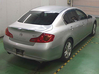 NISSAN SKYLINE 2010