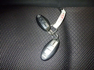 NISSAN SERENA 2011