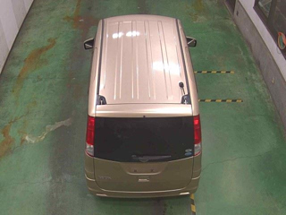 NISSAN ROOX 2010