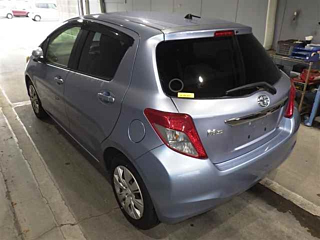 TOYOTA VITZ 2012