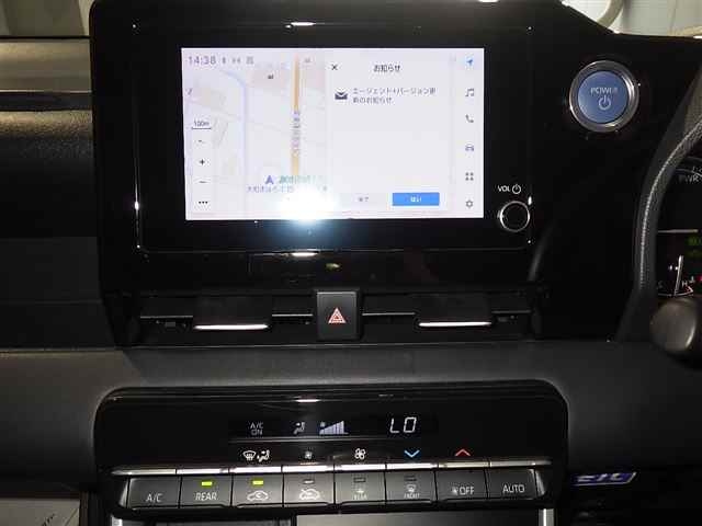 TOYOTA NOAH 2022