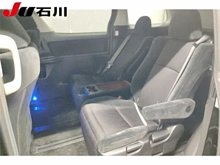 TOYOTA VELLFIRE 2008