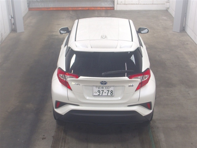 TOYOTA C-HR 2016