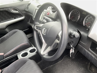 HONDA STREAM 2010