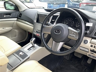 SUBARU LEGACY 2011