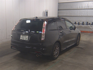 HONDA STREAM 2010