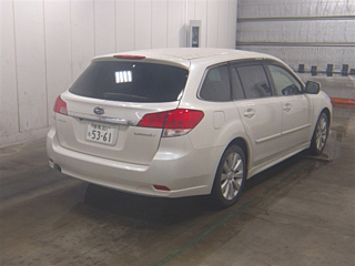 SUBARU LEGACY 2011