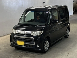 DAIHATSU TANTO 2010