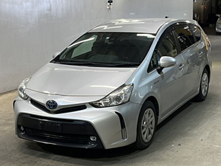 TOYOTA PRIUS ALPHA 2018