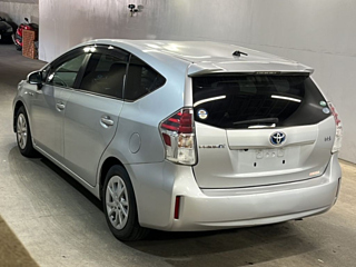TOYOTA PRIUS ALPHA 2018