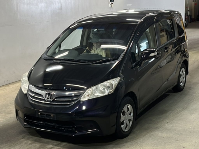 HONDA FREED 2012