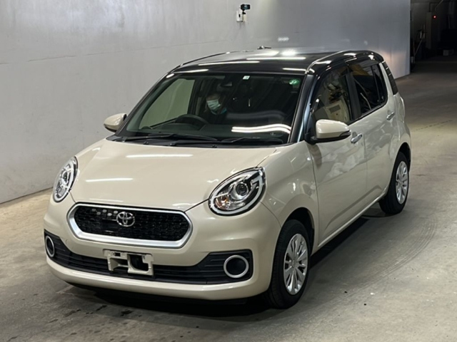 TOYOTA PASSO 2018