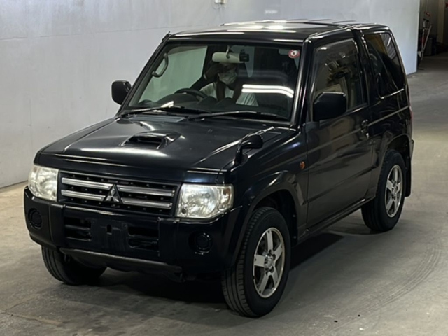 MITSUBISHI PAJERO MINI 2012