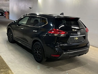 NISSAN X-TRAIL 2018