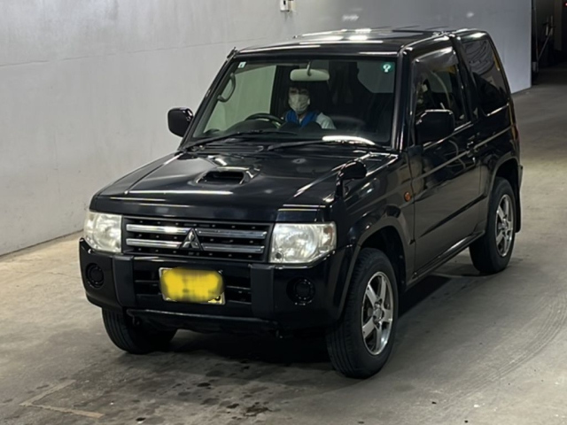 MITSUBISHI PAJERO MINI 2012