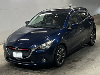 MAZDA DEMIO 2015