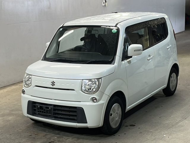 SUZUKI MRWAGON 2011