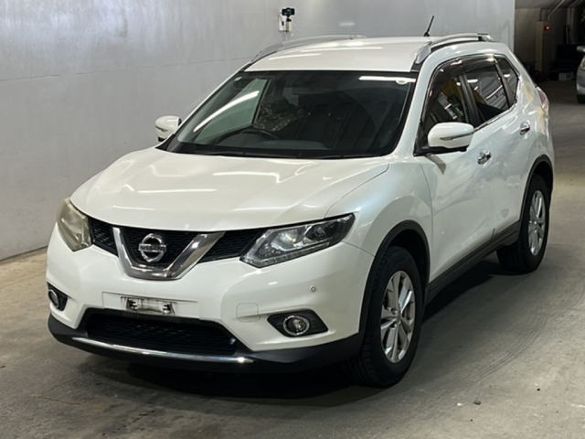 NISSAN X-TRAIL 2014