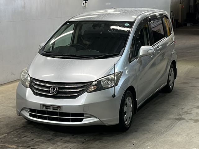 HONDA FREED 2009