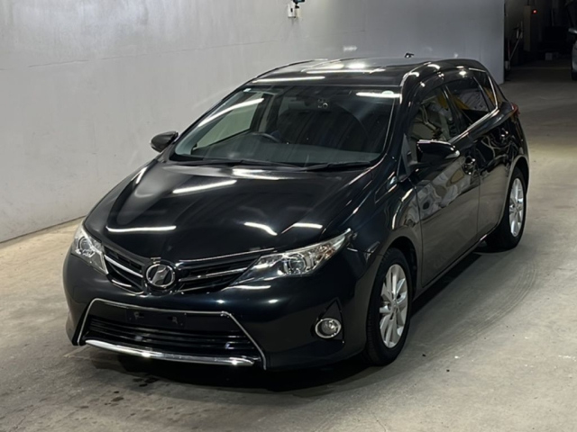 TOYOTA AURIS 2014