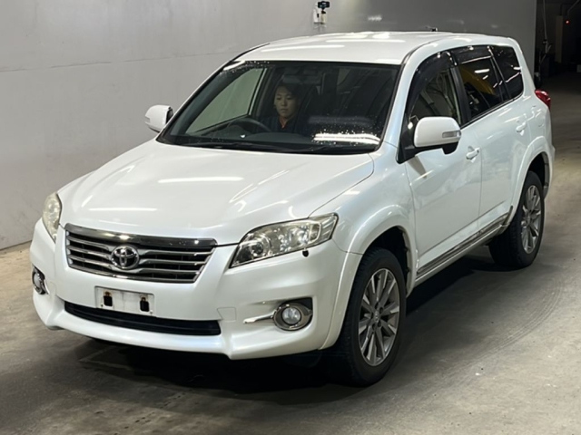 TOYOTA VANGUARD 2013