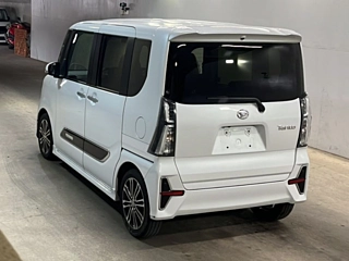 DAIHATSU TANTO 2022