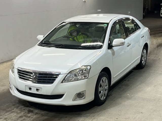 TOYOTA PREMIO 2010