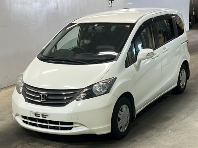 HONDA FREED 2010