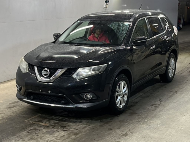 NISSAN X-TRAIL 2015