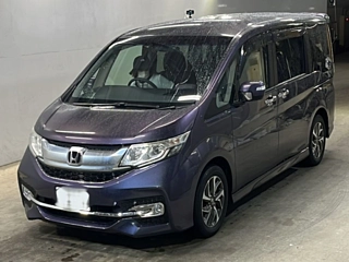 HONDA STEP WAGON 2015