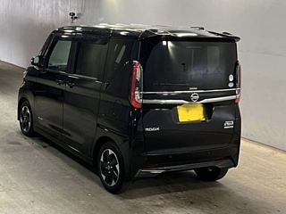 NISSAN ROOX 2021
