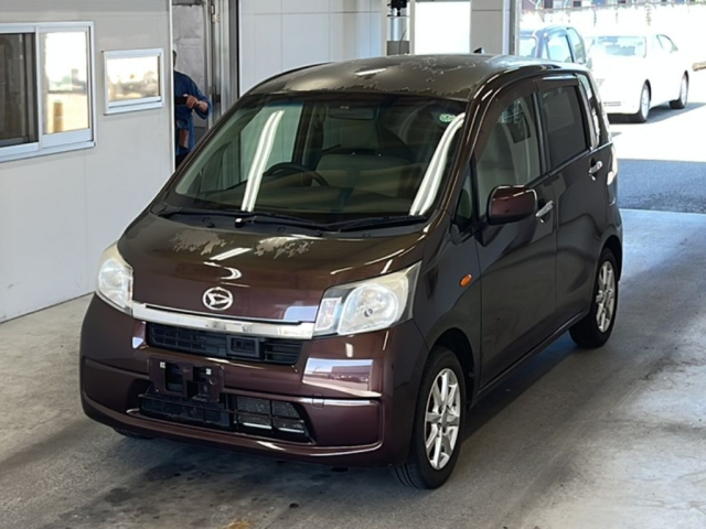 DAIHATSU MOVE 2014
