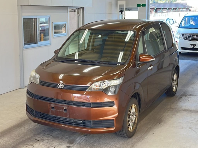 TOYOTA SPADE 2014