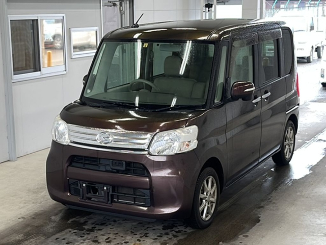 DAIHATSU TANTO 2014