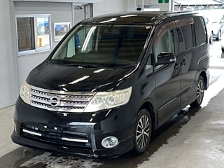 NISSAN SERENA 2010