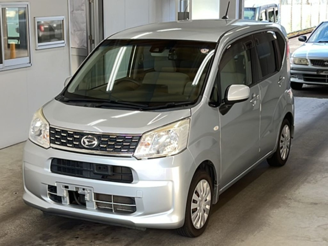 DAIHATSU MOVE 2015