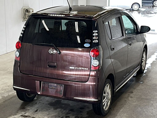 DAIHATSU MIRA 2011
