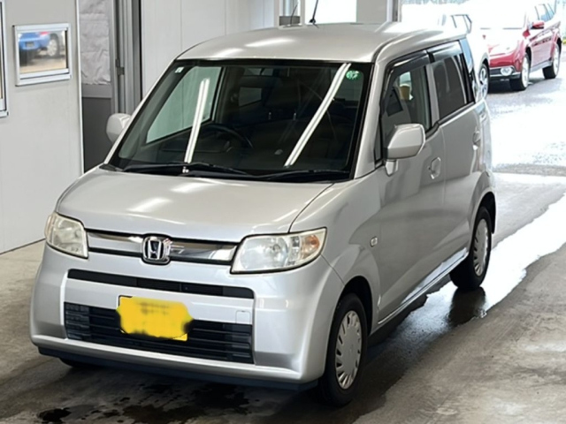 HONDA ZEST 2011
