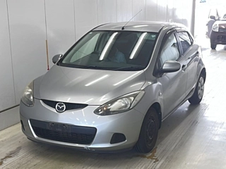 MAZDA DEMIO 2010