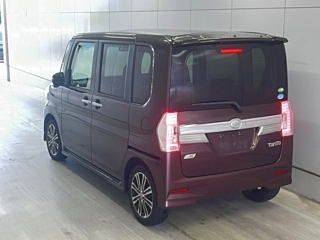 DAIHATSU TANTO 2015