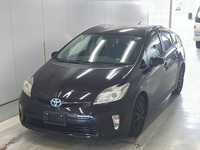 TOYOTA PRIUS 2012