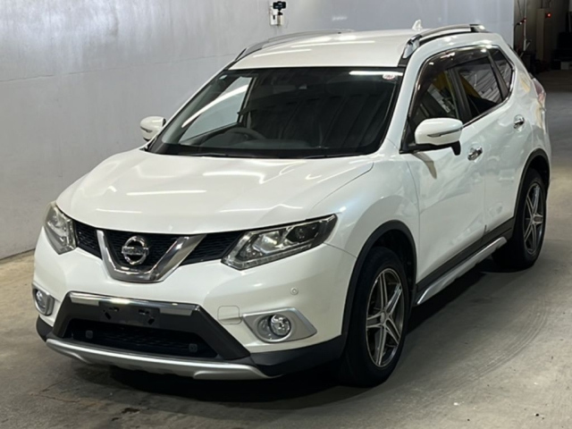 NISSAN X-TRAIL 2014