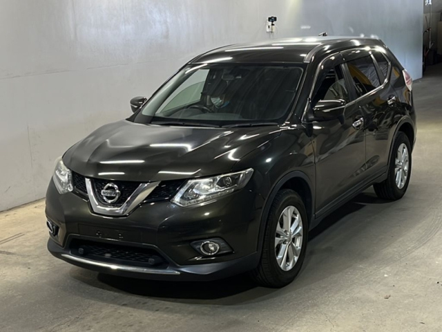 NISSAN X-TRAIL 2015